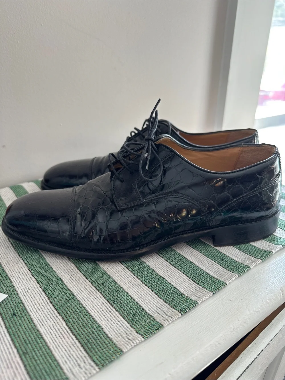 Johnston & Murphy shoes image